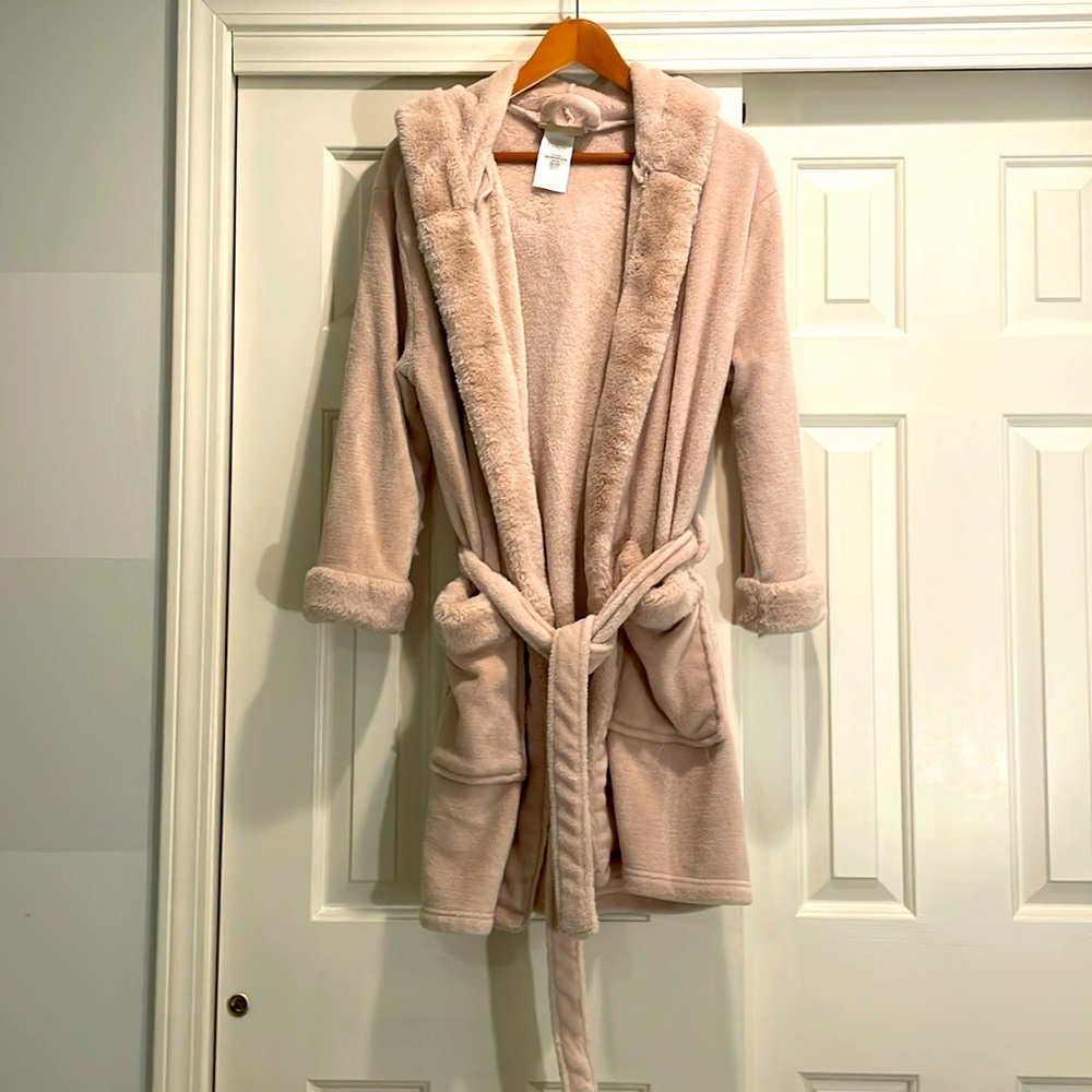 Pottery Barn Cozy Warm Plush Sherpa Hooded Robe Powdered Blush Pink Size M/L